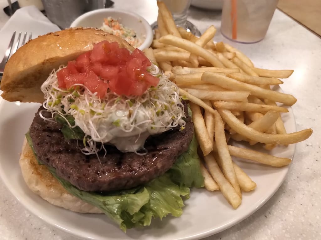 moon cafe burger