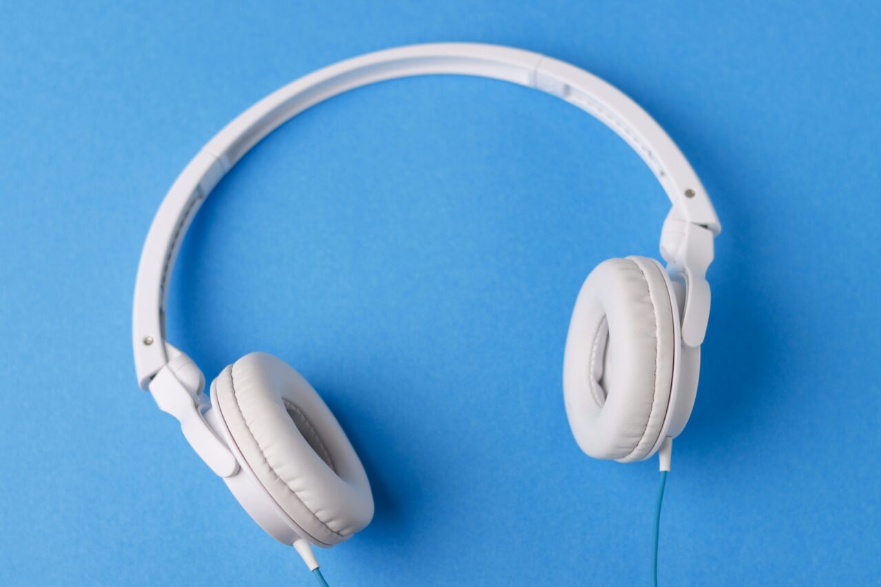ヘッドフォン