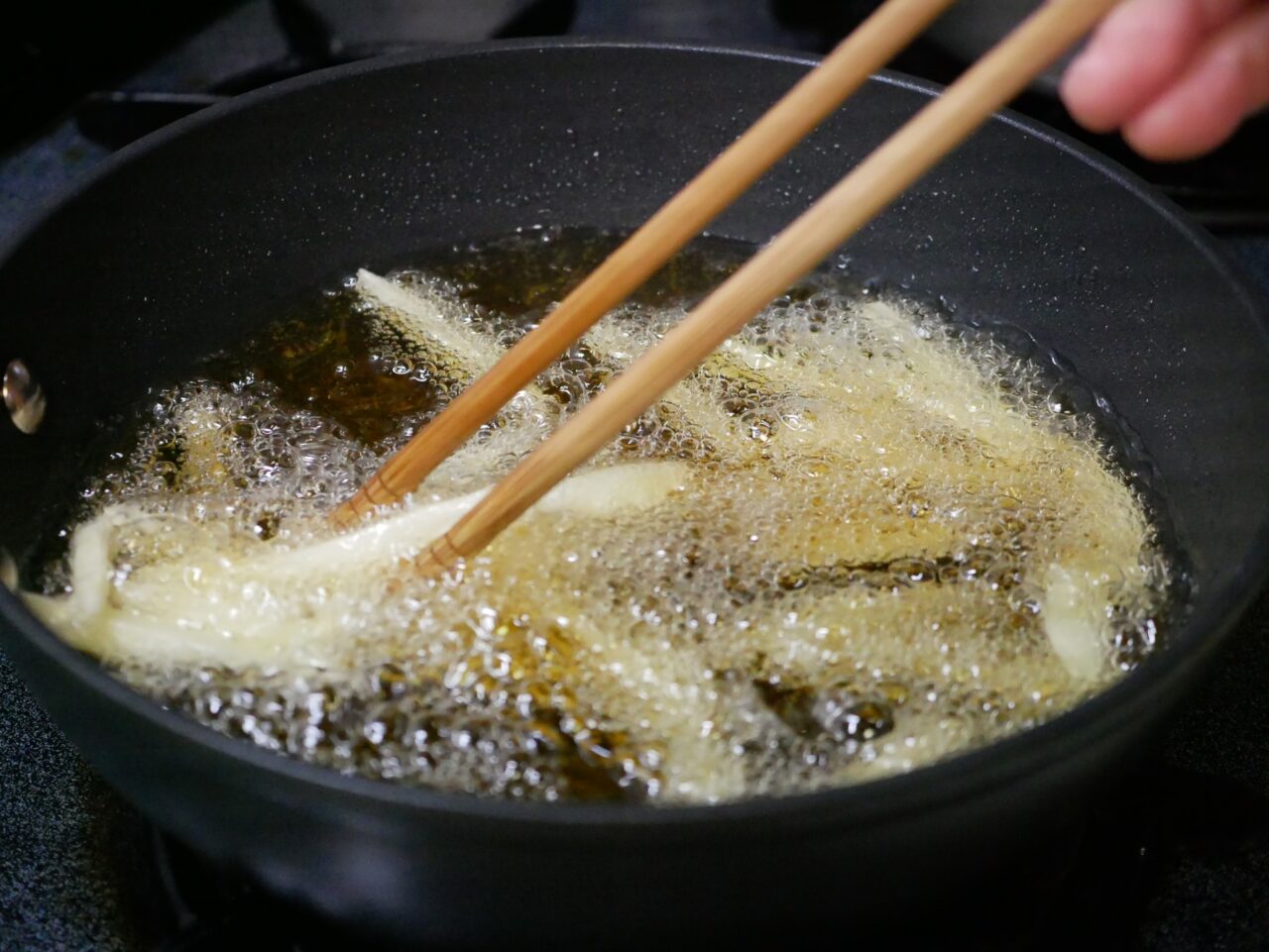 油